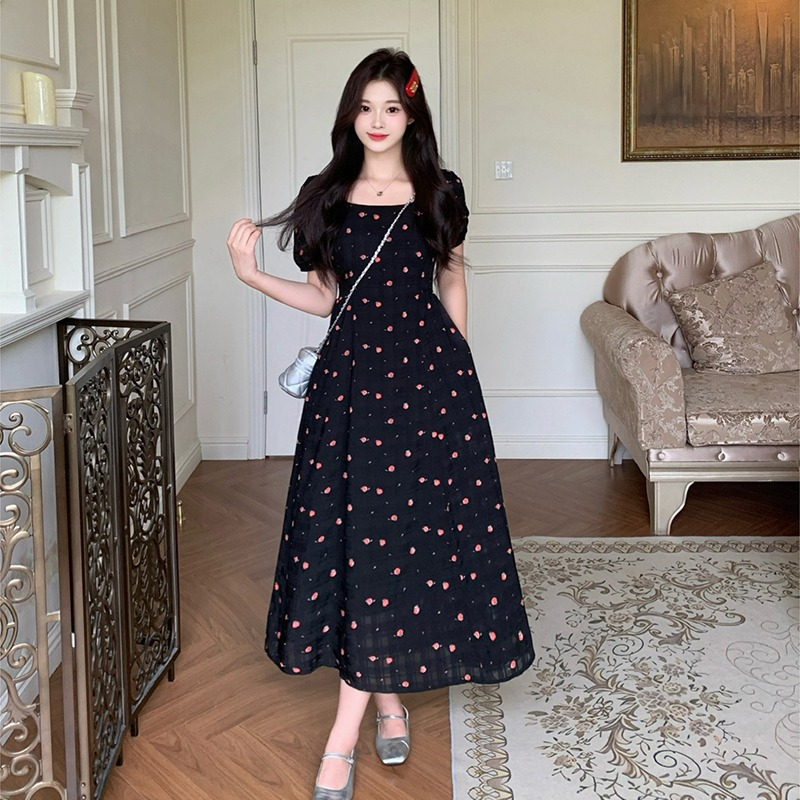 black korean dress Plus Size Ditsy Floral Square Neck – Pluspreorder romantic finish Luscious Red Leather Dress BIS_WK192026 Color:Soft Champagne