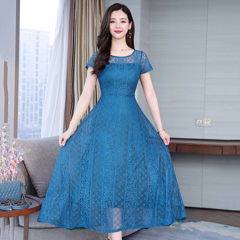 Plus Size Lace Swing Midi Dress – Pluspreorder
