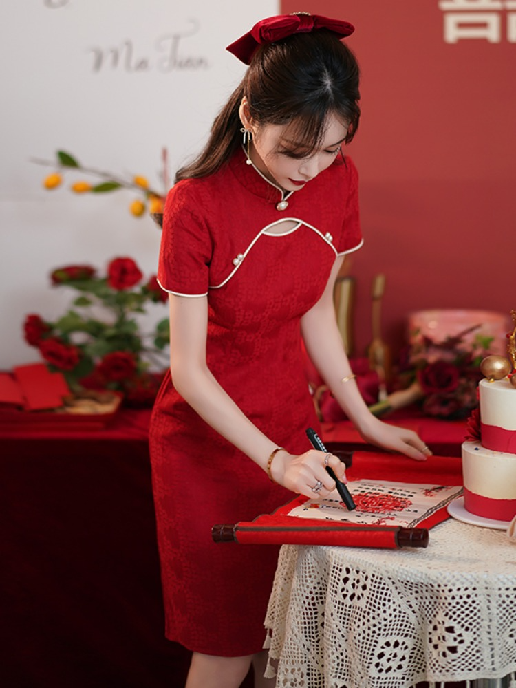 cheongsam red dress Plus Size Red Pearl Modern Cheongsam Dress – Pluspreorder