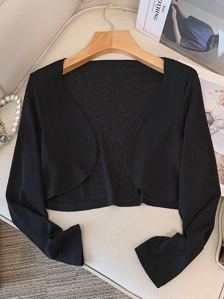 Plus Size Korean Cropped Black Cardigan And White Floral Cami Dress Set