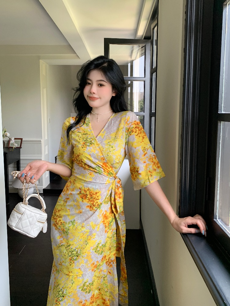 Plus Size Korean Yellow Floral Wrap Midi Dress - Main Image