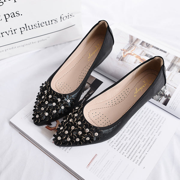 Petite to Plus Size Metallic 3D Flowers Pointed Ballet Flats (31-45)