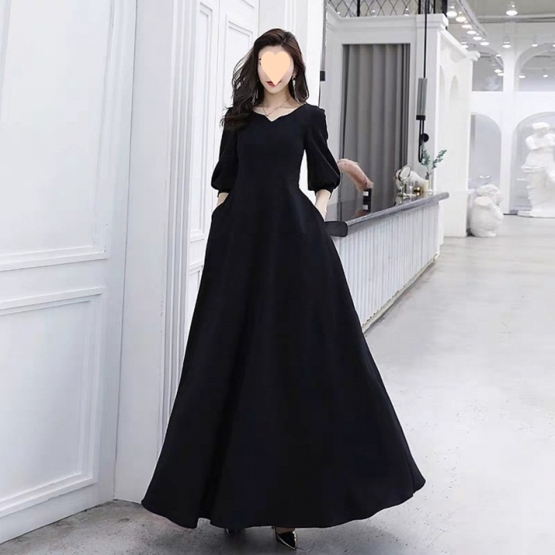 Plus Size Black 3/4 Sleeve Evening Dress