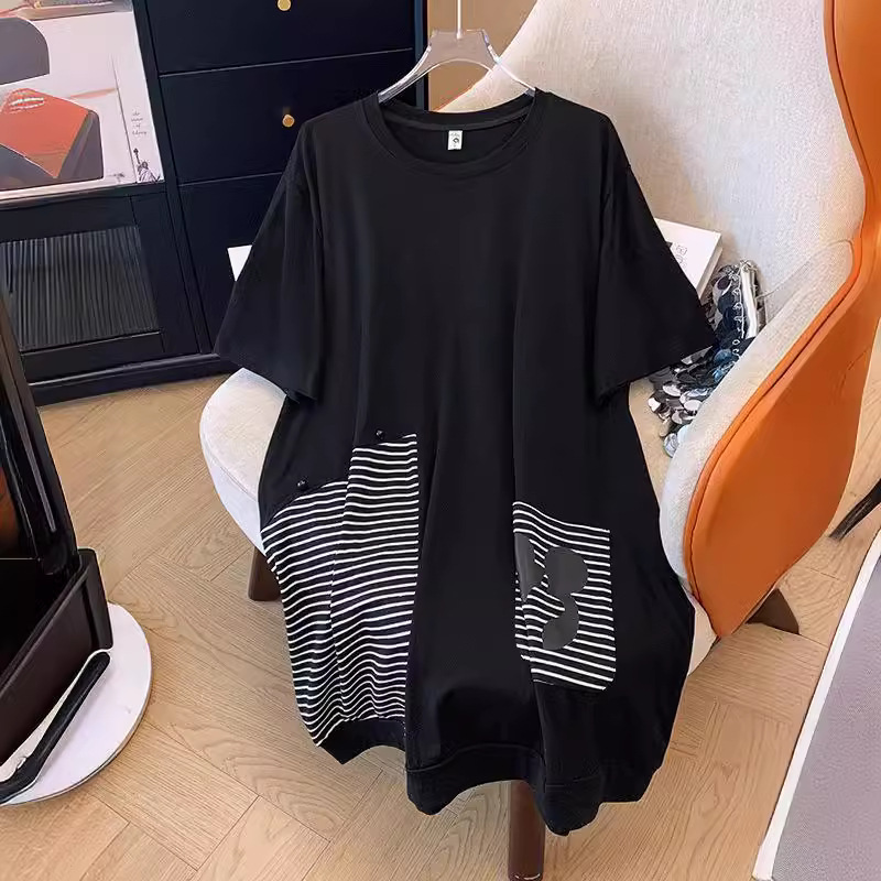 Plus Size Black Graphic Tunic Tee (EXTRA BIG SIZE)