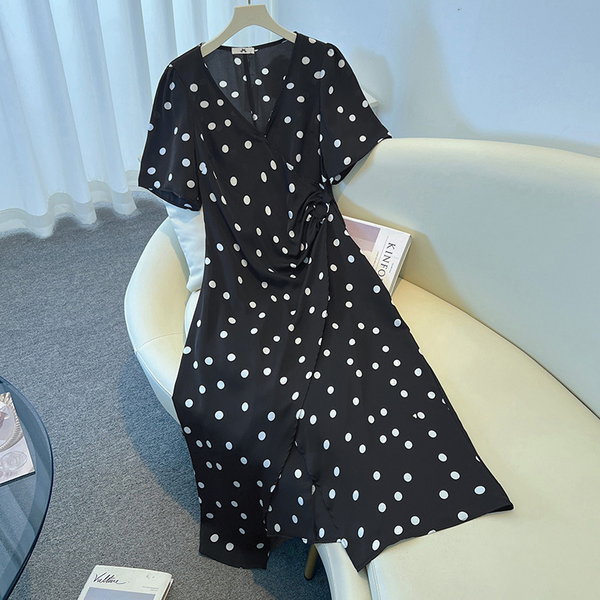 Plus Size Black Polka Dots Wrap Short Sleeve Dress (EXTRA BIG SIZE)