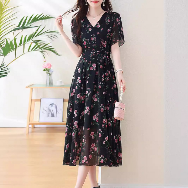 Plus Size Black Rose Chiffon Short Sleeve Dress