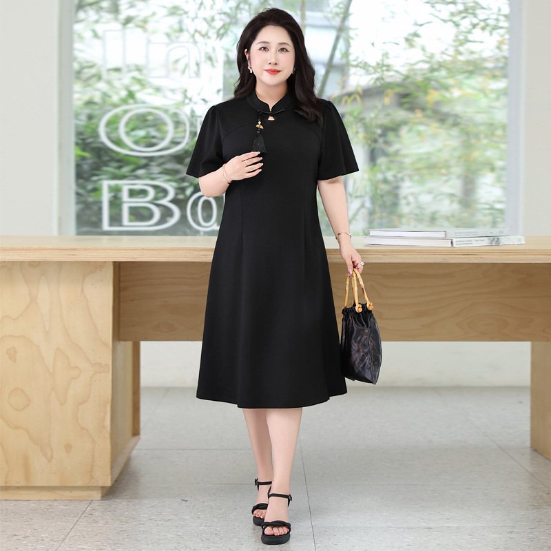 Plus Size Black Short Sleeve Qipao (EXTRA BIG SIZE)