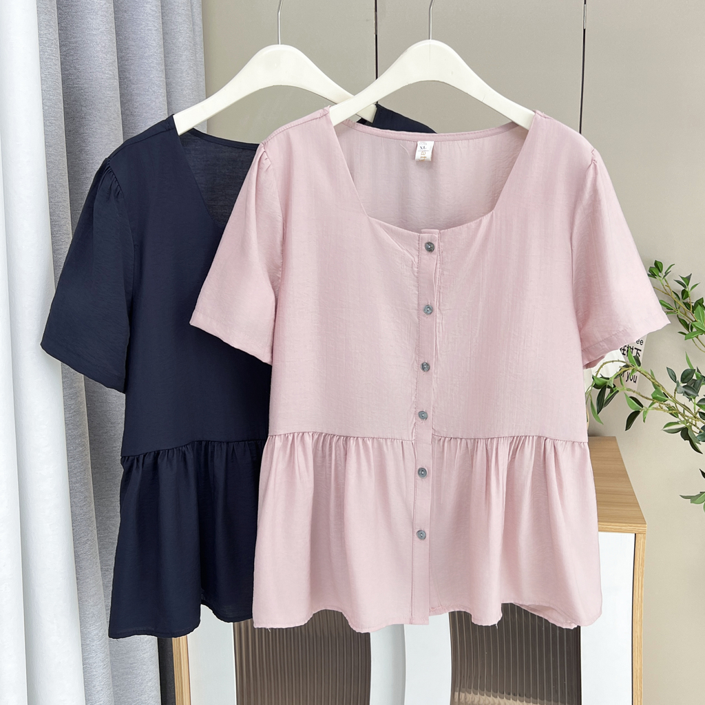 Plus Size Button Down Square Neck Short Sleeve Peplum Top