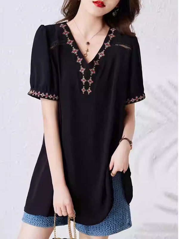Plus Size Black Aztec Embroidery V-Neck Blouse