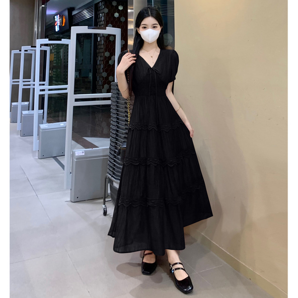 Plus Size Cottage Puff Sleeve V Neck Dress