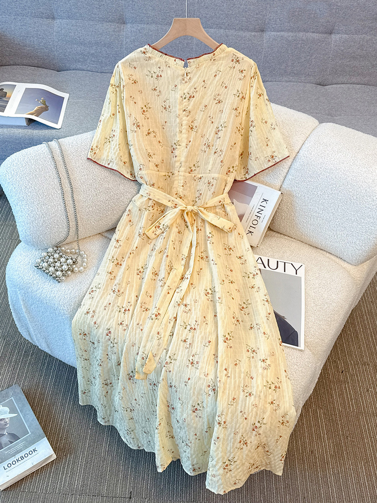 plus size cream dress Plus Size Cream Floral Cottage Core Short Sleeve Dress (Extra Big Size – Pluspreorder