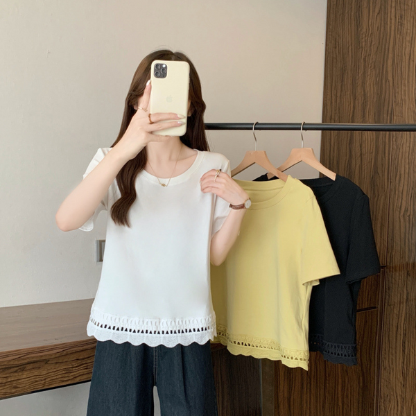 Plus Size Cutout Lace Hem T Shirt