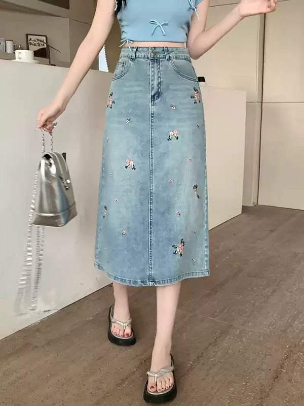 Plus Size Sweet Floral Embroidered Denim Midi Skirt