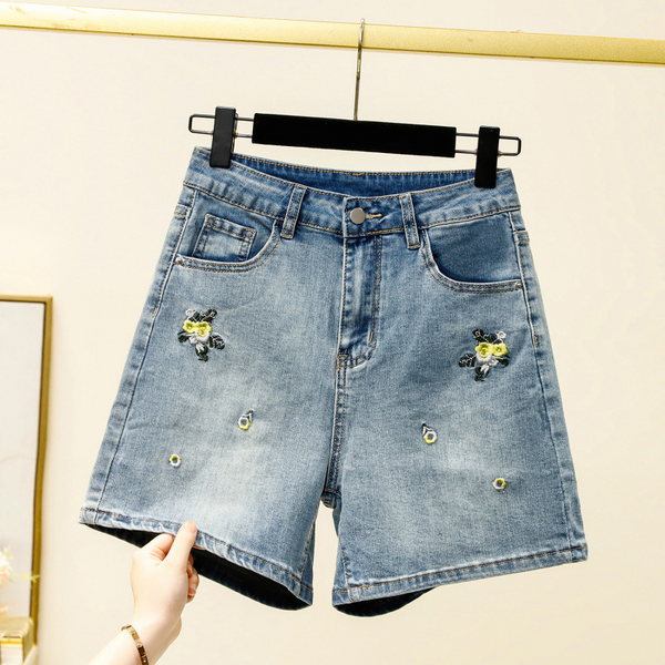 Plus Size Floral Embroidered Highwaist Denim Shorts