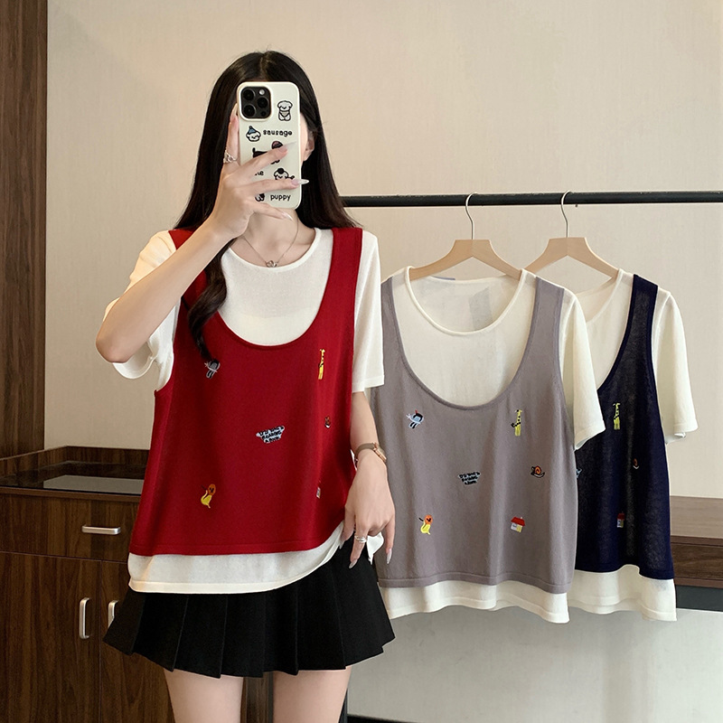 Plus Size Korean Knit Vest Layer Embroidery Top