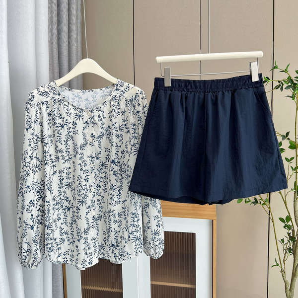 Plus Size Korean Plants Long Sleeve Blouse And Shorts Outfit