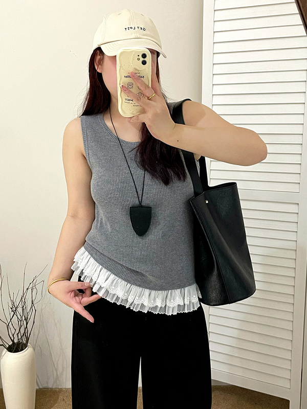 Plus Size Lace Hem Tank Top