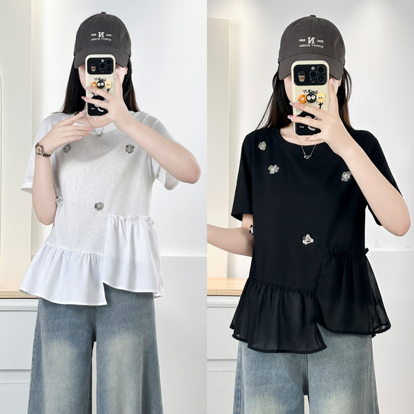 Plus Size Metallic Flowers Peplum Top