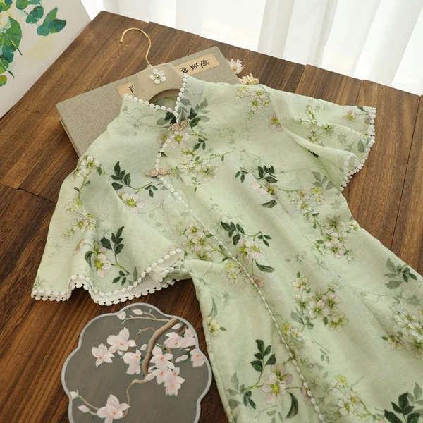 Plus Size Modern Flutter Sleeve Cheongsam