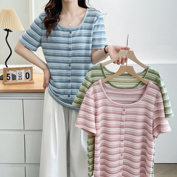 Plus Size Pastel Horizontal Stripes Tee