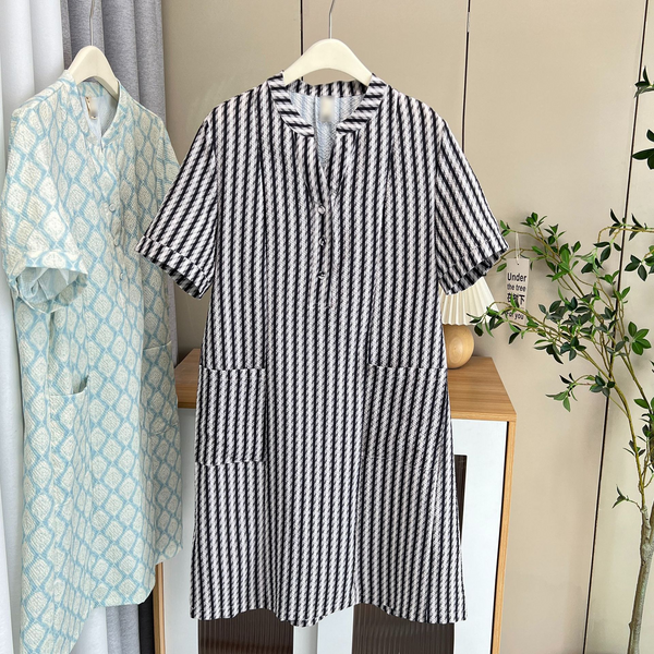 Plus Size Printed Notch Neck Shift Dress