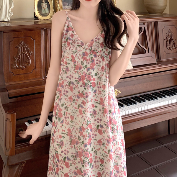 Plus Size Red Floral V Neck Strappy Dress