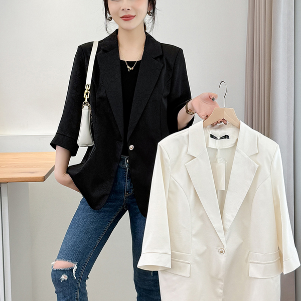 Plus Size Rose Imprint 3/4 Sleeve Blazer (EXTRA BIG)