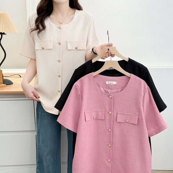 Plus Size Round Neck Buttons Short Sleeve Blouse