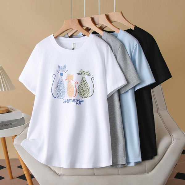 Plus Size Round Neck Cat Tee