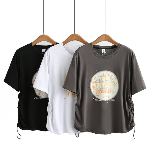 Plus Size Globe Graphic Scrunch Gather Side Tee