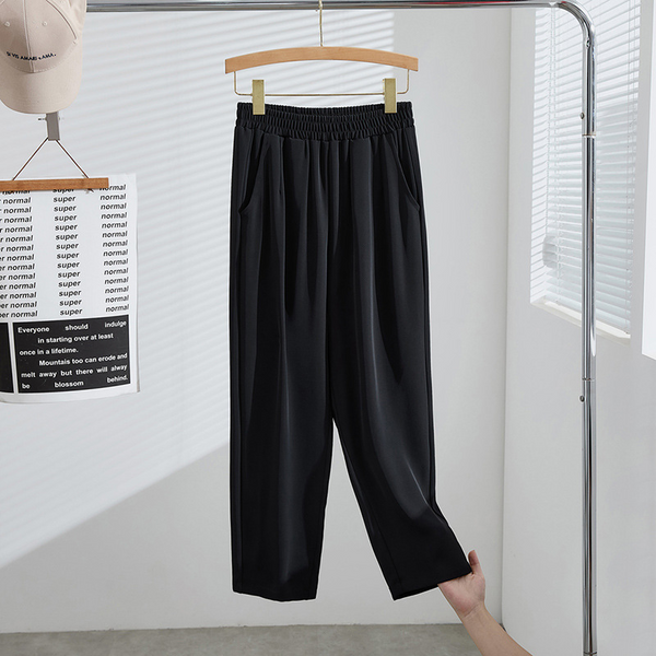Plus Size Stretchy Pocket Long Shorts
