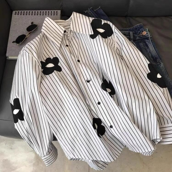 Plus Size Stripe Mod Floral Long Sleeve Shirt