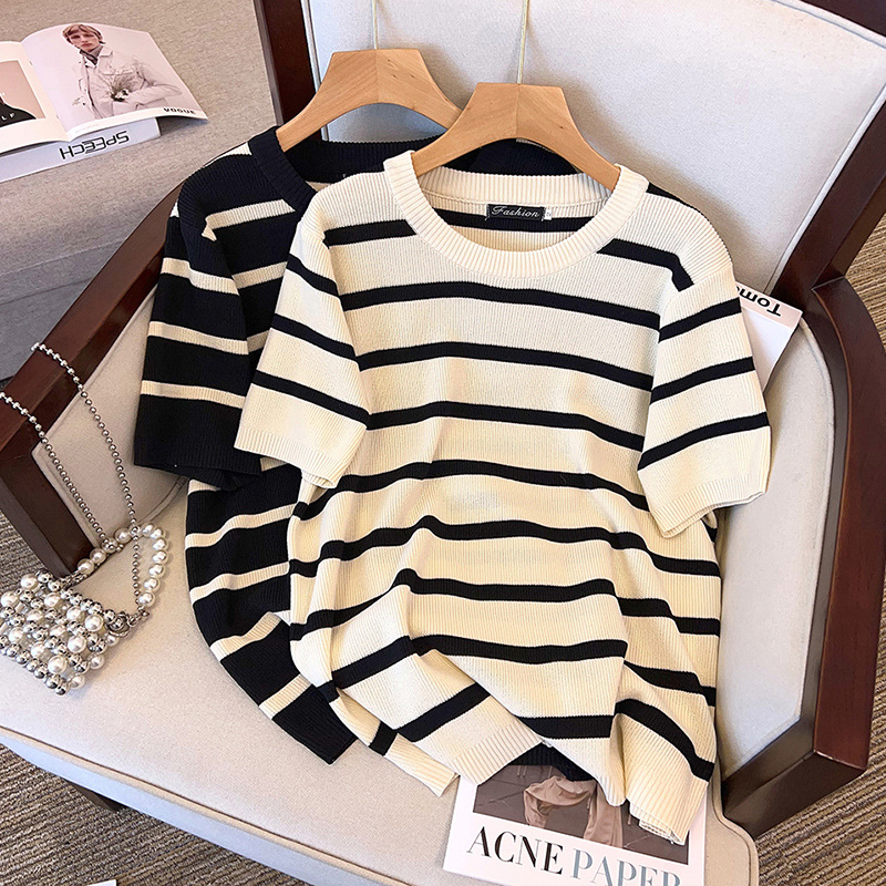 Plus Size Stripes Round Neck Short Sleeve Sweater (EXTRA BIG SIZE)
