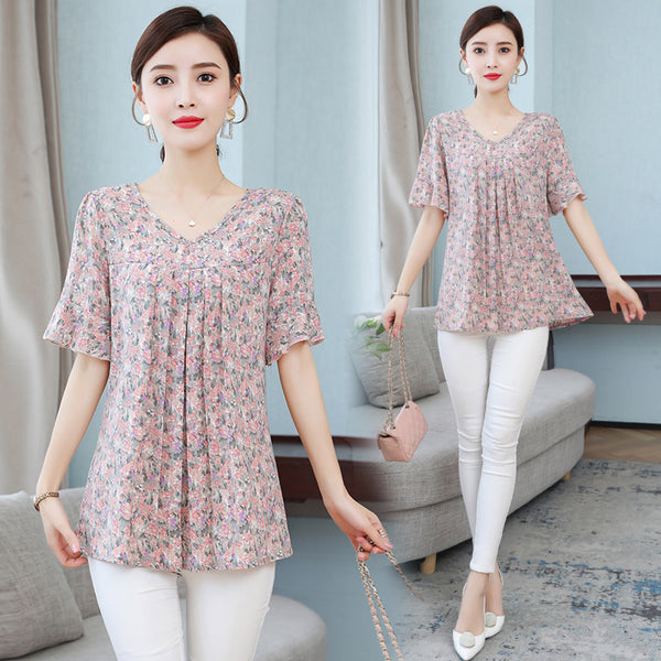 Plus Size Ditsy Floral V Neck Blouse