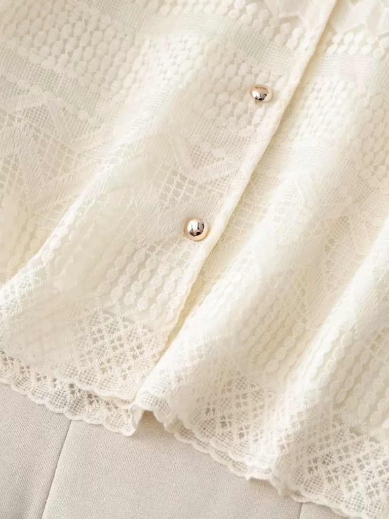 XL-4XL) Plus Size Cream Lace Square Neck Blouse (EXTRA BIG SIZE) –  Pluspreorder, image size:768x1024