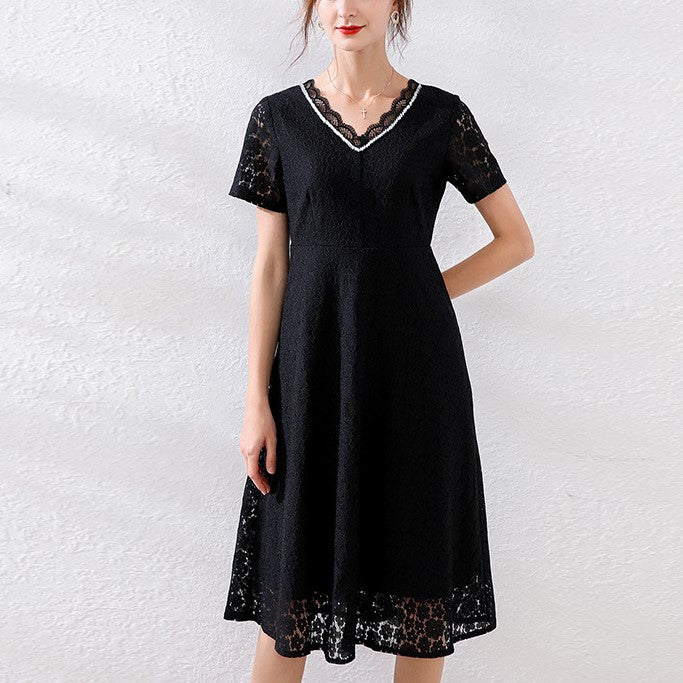Plus size black lace v neck short sleeve dress