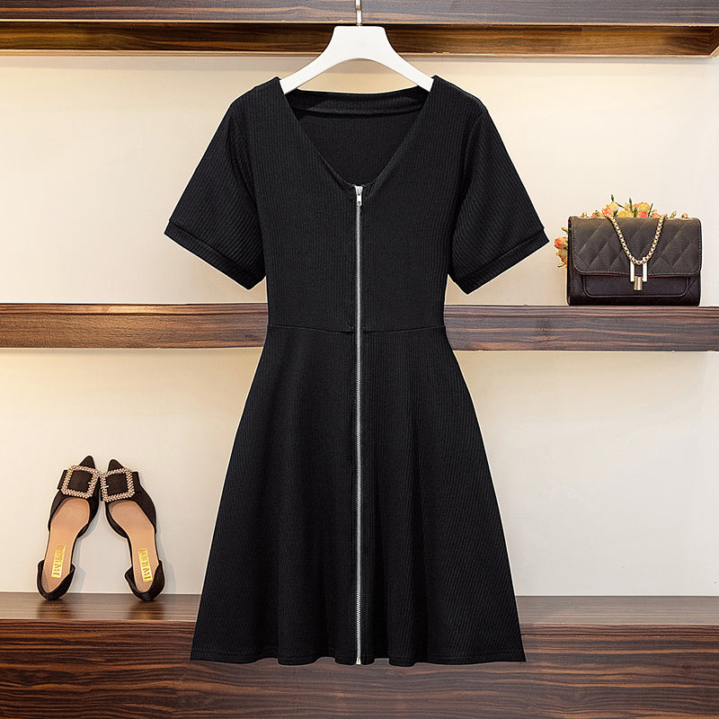 Plus Size Zipper V Neck A Line Short Sleeve Dress