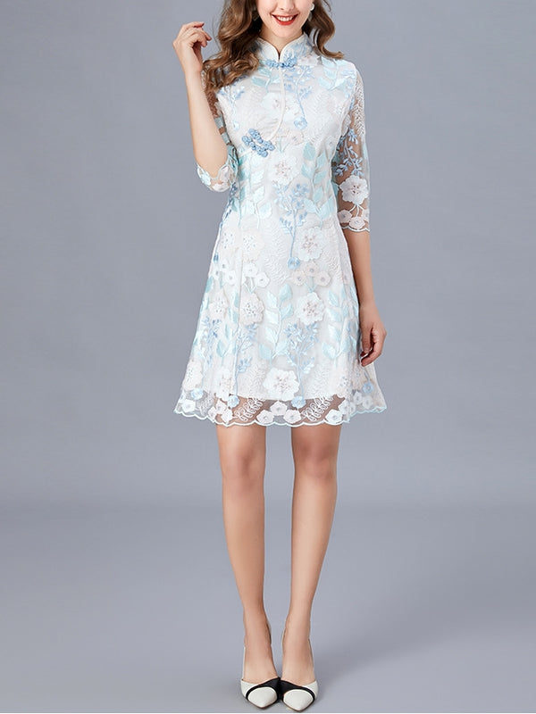 Plus Size Cheongsam Qipao White With Blue And Pink Scallop Floral Lace Mid Sleeve Dress (Suitable For Weddings, Office, Formal Occasion And Chinese New Year)