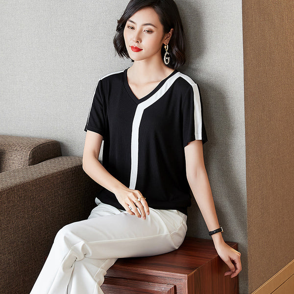 Plus Size V Neck Banded Knit T Shirt