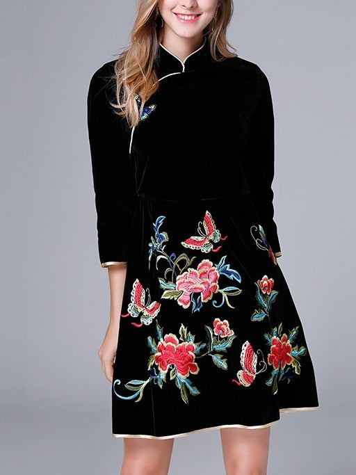 Maura Velvet Embroidered Plus Size Cheongsam Qipao Black Occasion Dress