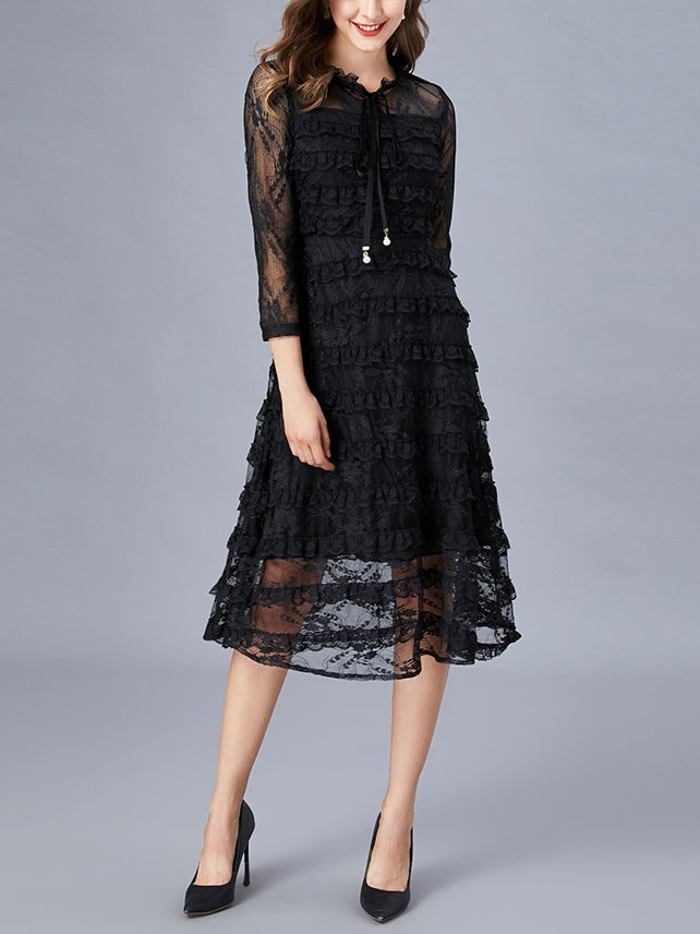Plus Size Black Lace Tier Cake Swing Mid Sleeve Midi Dress (Suitable For Weddings, Office, Formal Occasion And Chinese New Year)