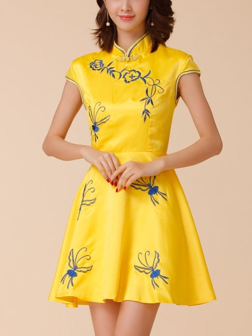 Karling Yellow Embroidered Occasion Wedding Plus Size Cheongsam Qipao Dress