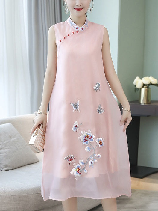 Mechelle (Bust 96-108CM) Pink Butterfly Floral Embroidery Plus Size Cheongsam Qipao 3/4 Mid Sleeve MidiDress