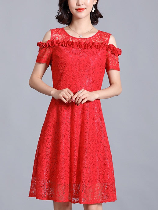 Roelyn Off Shoulder Lace S/S Dress (Red, Black)