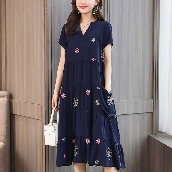 Plus Size V Neck Floral Embroidery Tier Short Sleeve Midi Dress