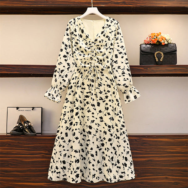 Leeza Plus Size Floral Long Sleeve Midi Dress