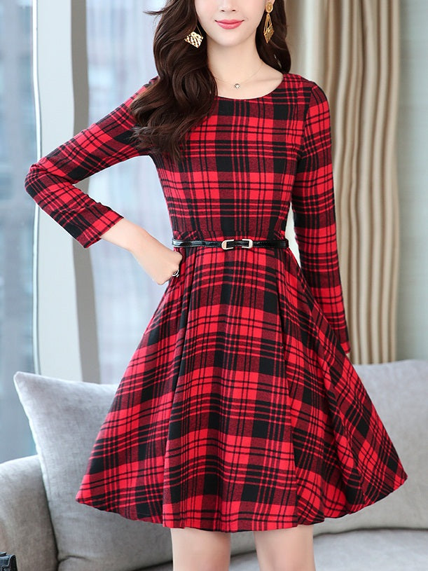 Zady Plus Size Red Checked Print Swing Long Sleeve Dress
