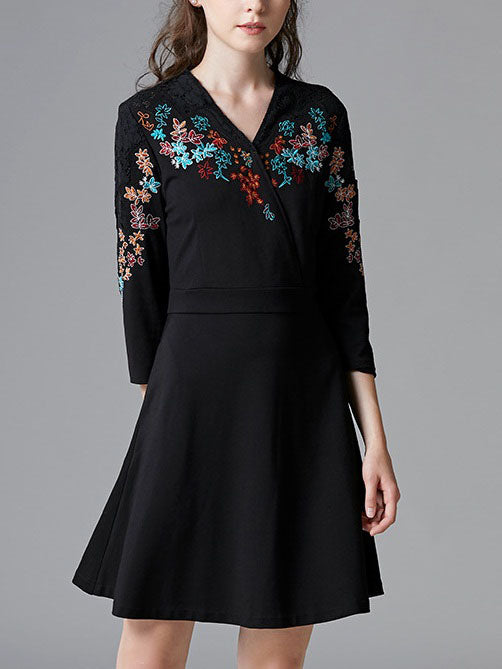 Shoshanna Black Lace V Neck Wrap Neckline Floral Embroidery Mid Sleeve Dress