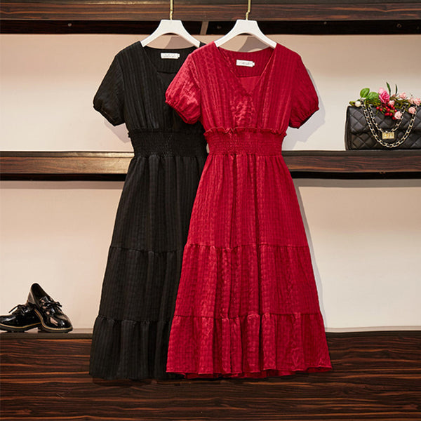 Plus Size Textured Wrap V Neck Puff Sleeve Short Sleeve Midi Dress