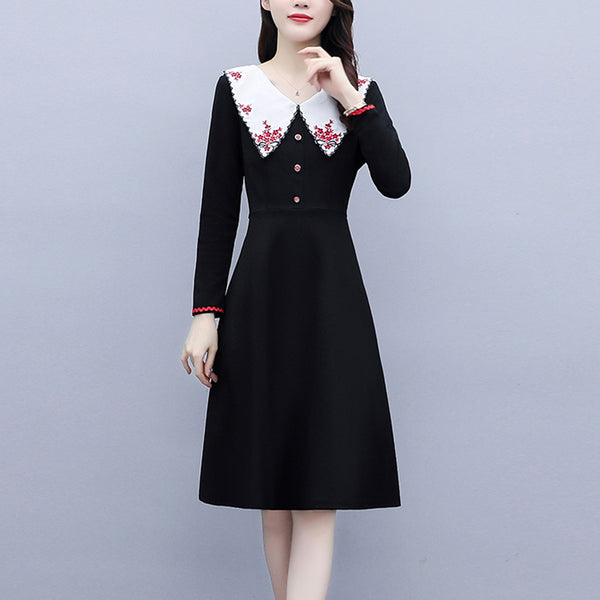 Plus Size Red Embroidery Collar Long Sleeve Dress